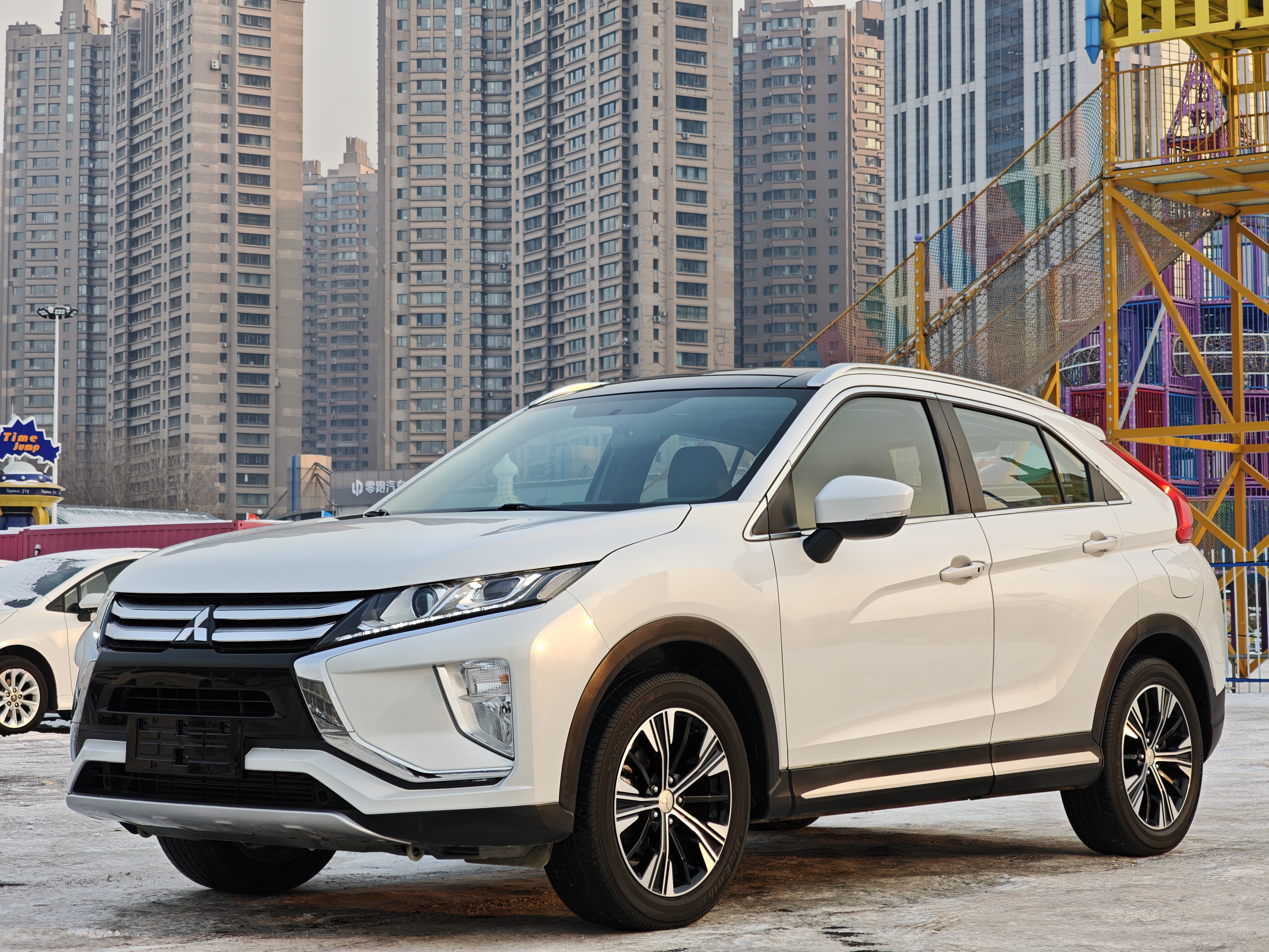 MITSUBISHI Eclipse Cross