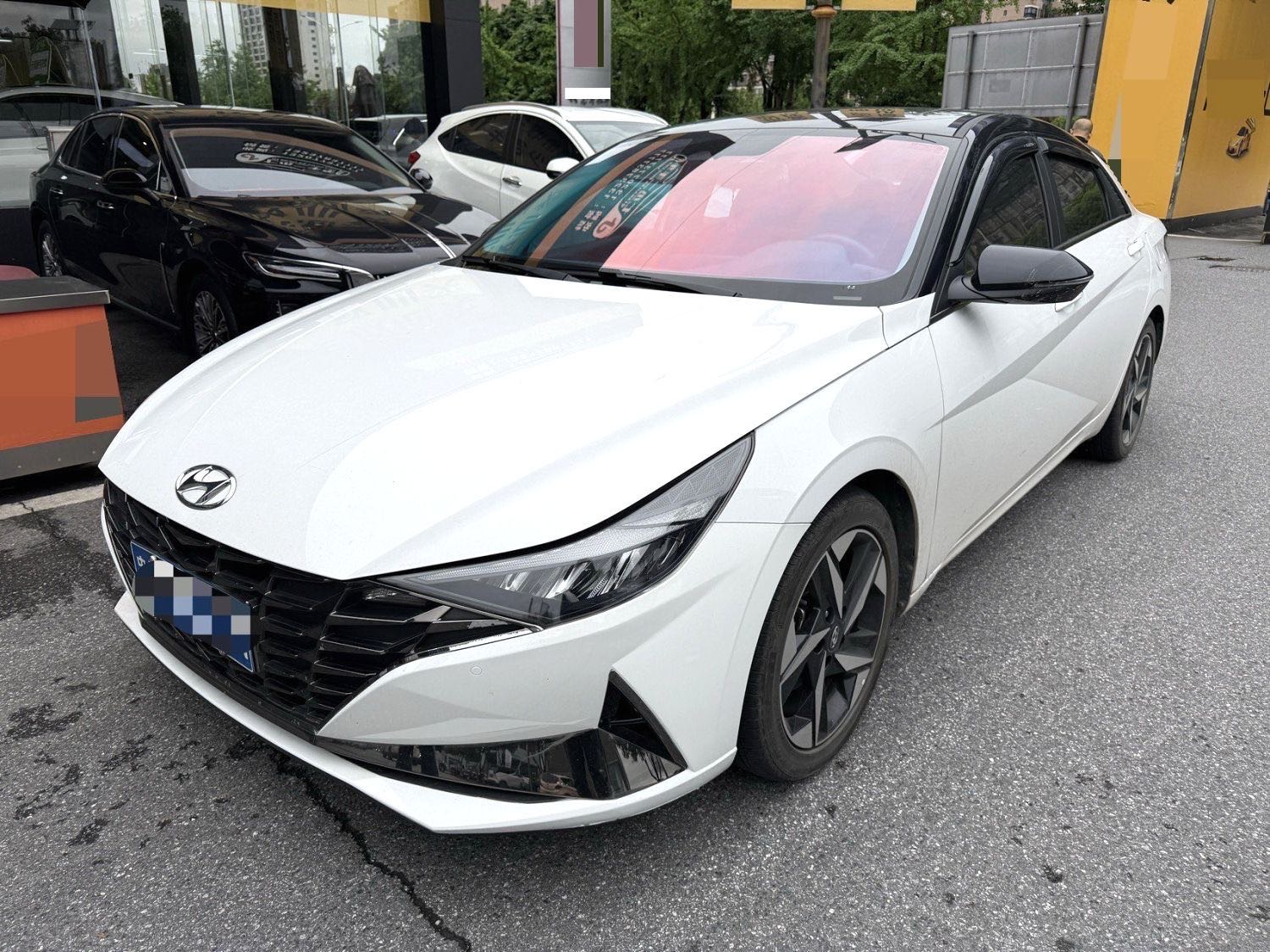 Hyundai Elantra 2022 1.5L CVT LUX Premium Edition (Zūnguì Bǎn)