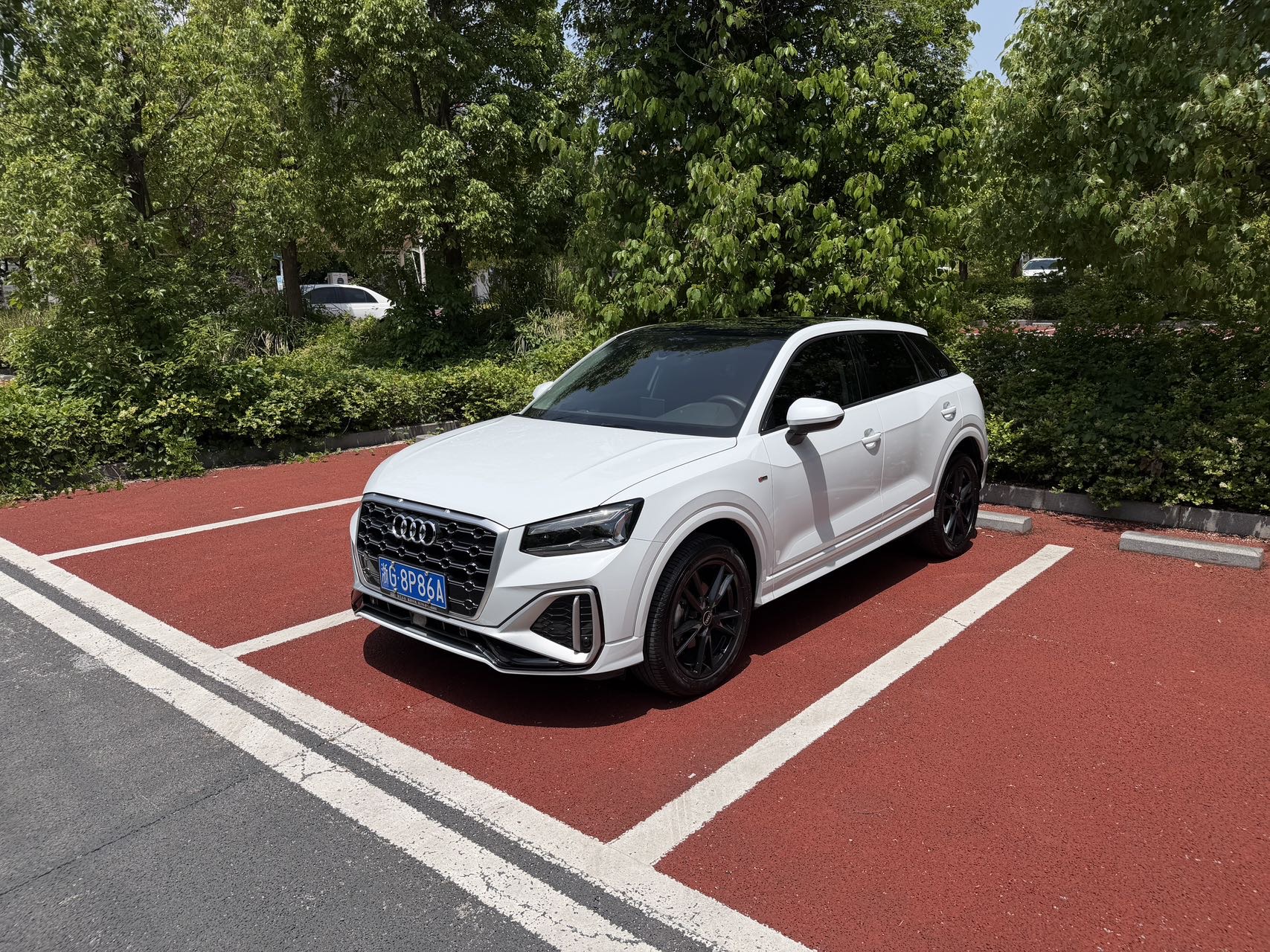 Audi Q2L 2022 35 TFSI Progressive Sport (Jìnqǔ Dònggǎn Xíng)