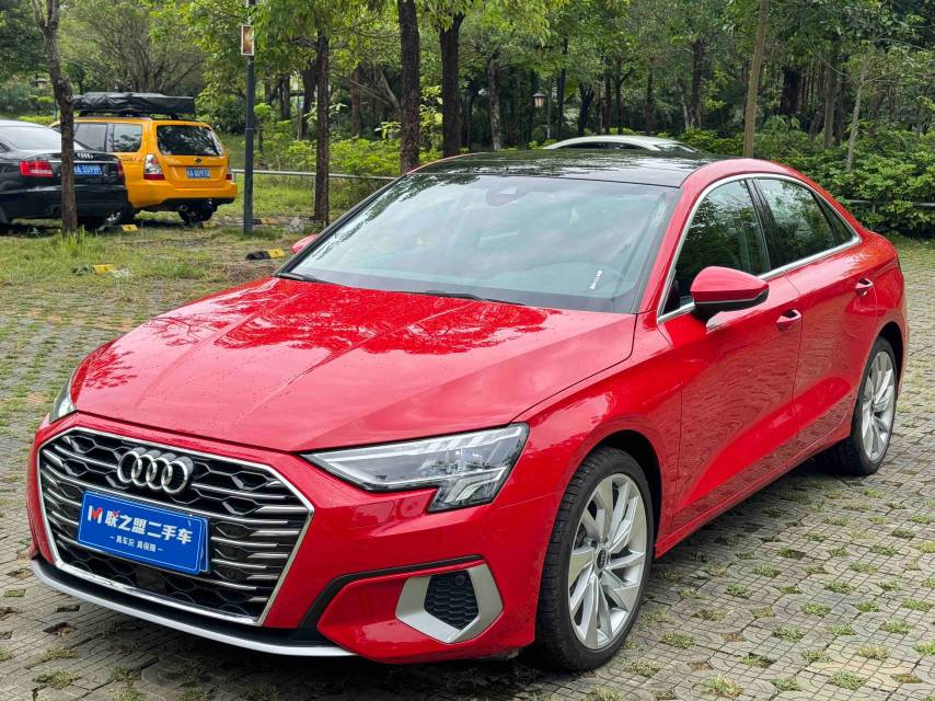 Audi A3 2023 A3L Limousine 35 TFSI Fashion Elegant (Shíshàng Zhìyǎ Xíng)