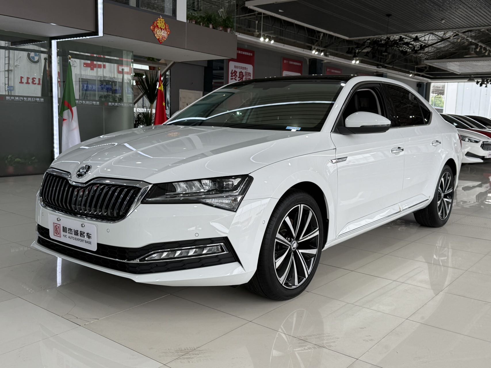 Skoda Superb 2023 Facelift TSI280 DSG Premium (Zūnxiǎng Bǎn)