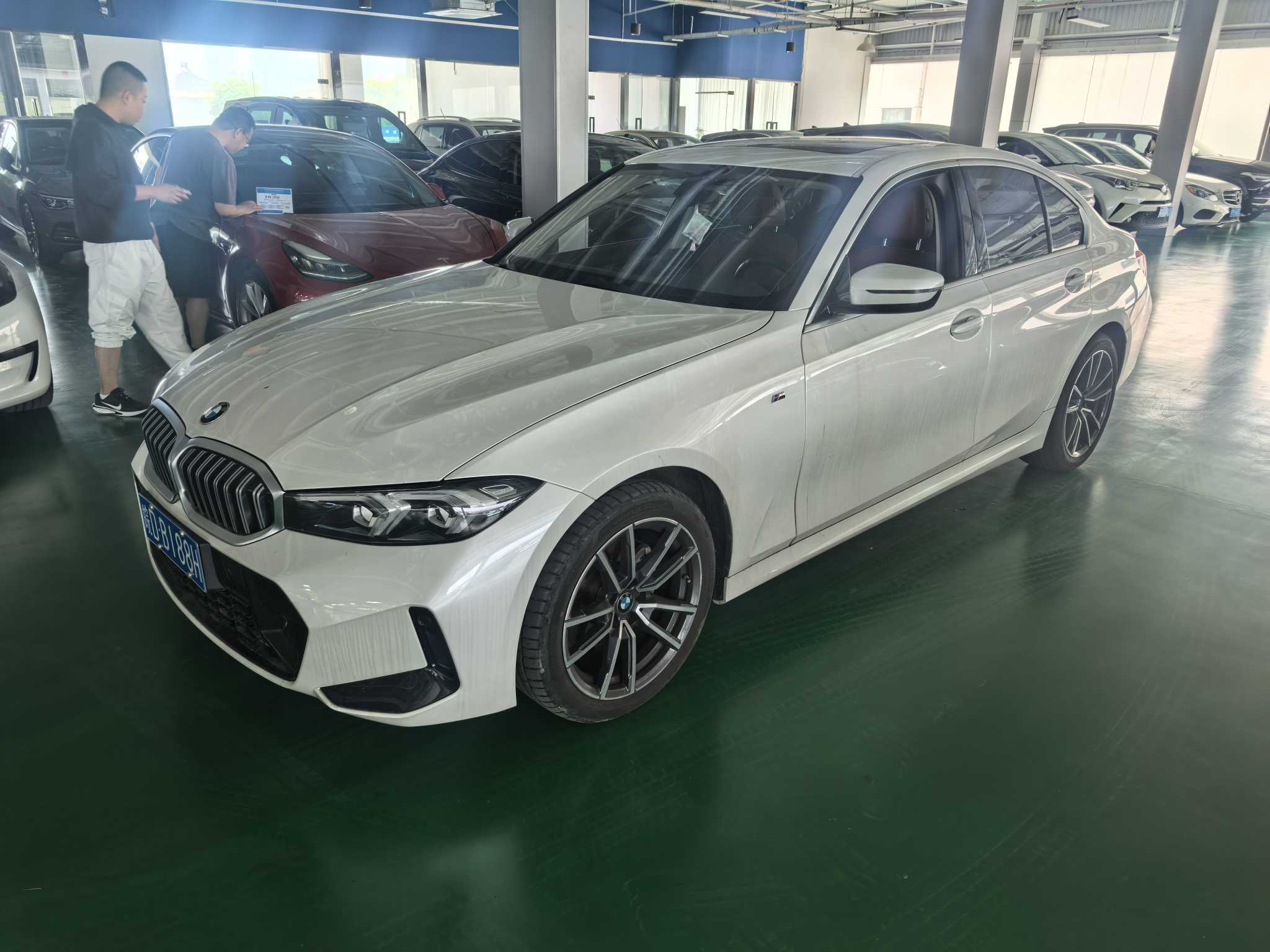 BMW 3 2023 320i M
