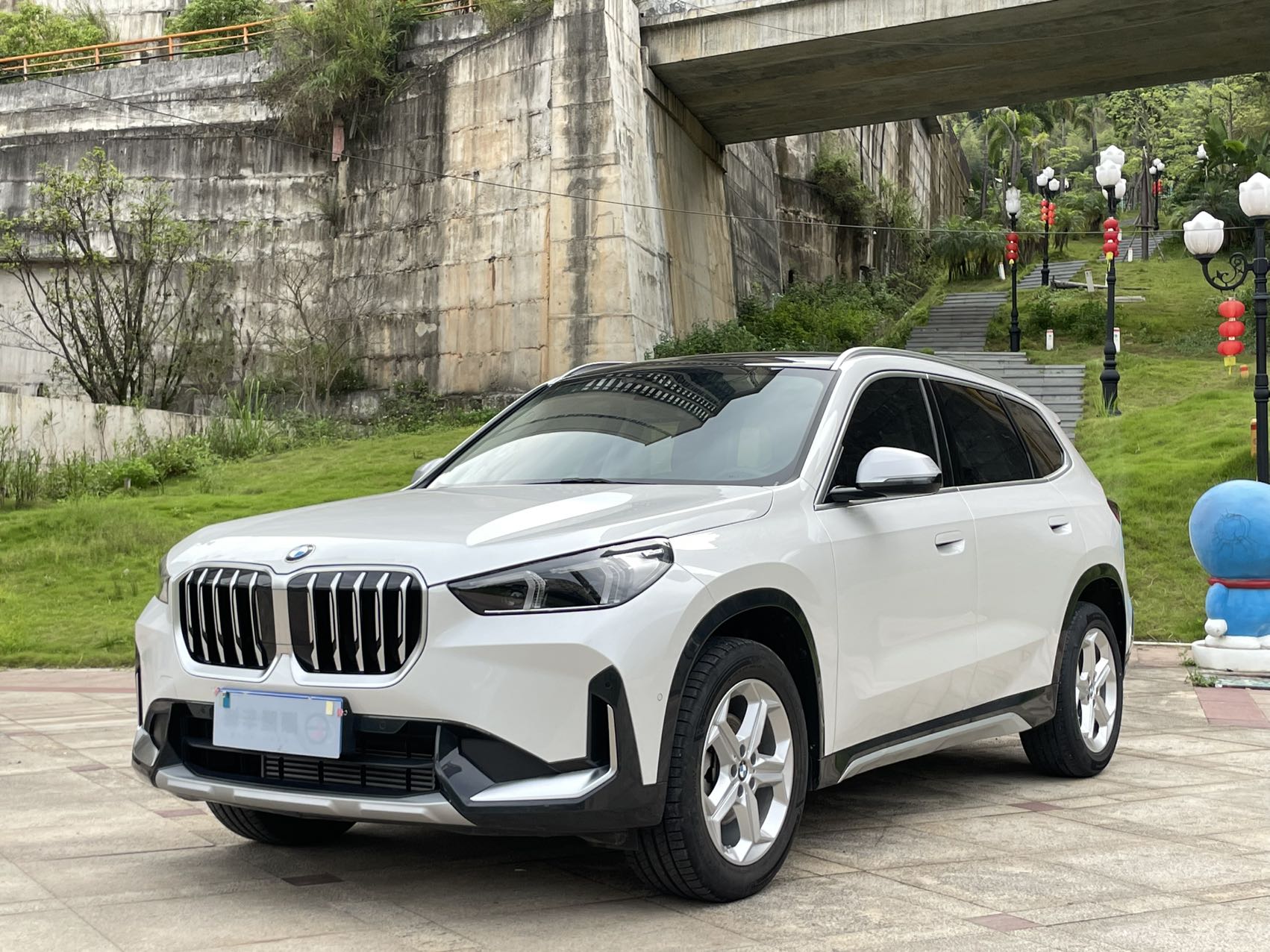 BMW X1 2023 sDrive20Li X Design Package (X Shèjì Tàozhuāng)