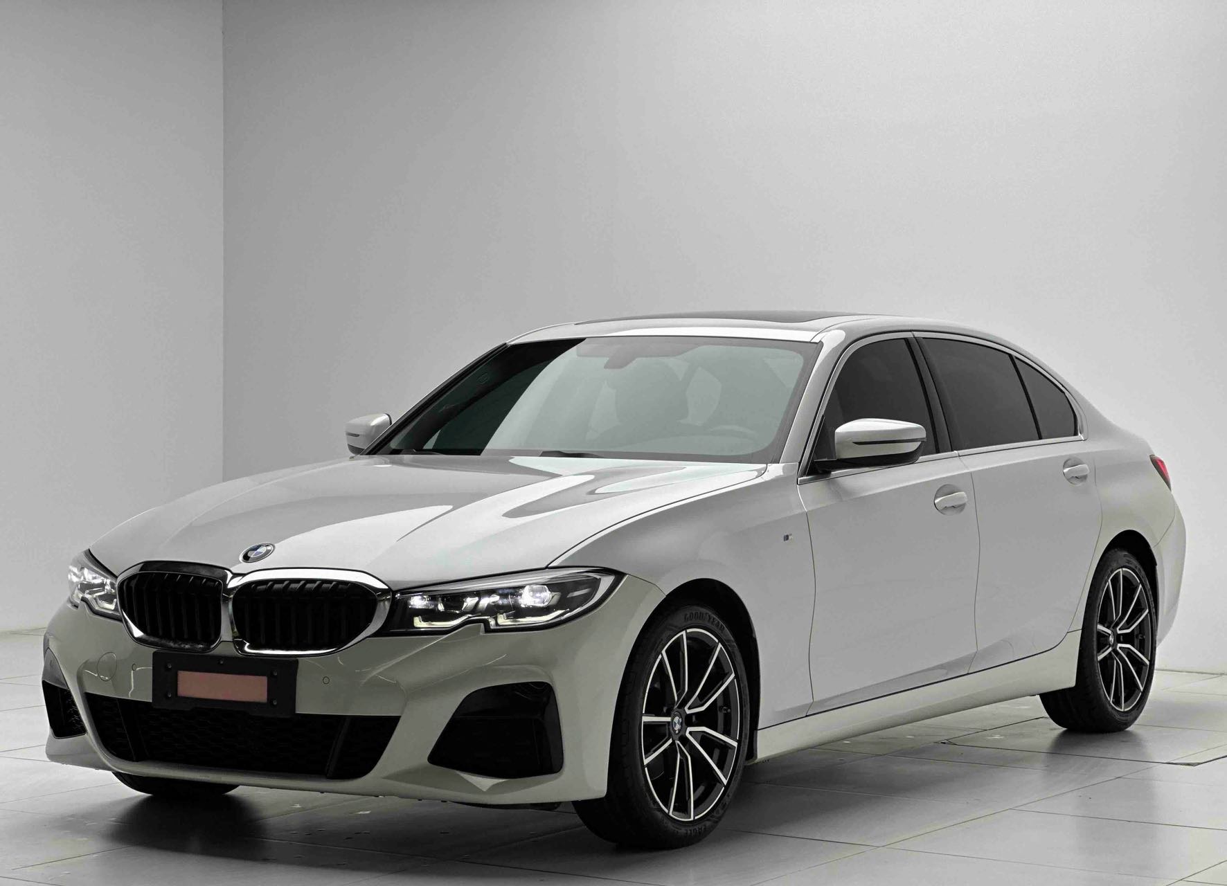 BMW 3 Series 2022 320Li M Sport Package (M Yùndòng Tàozhuāng)