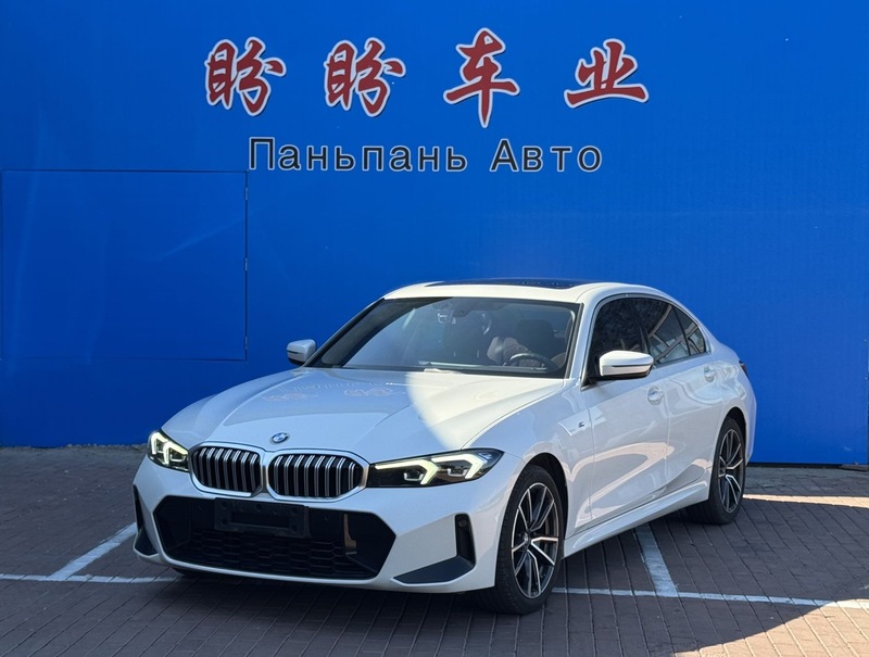 2023 BMW 3 Series 320Li M Sport Package (M Yùndòng Tàozhuāng)