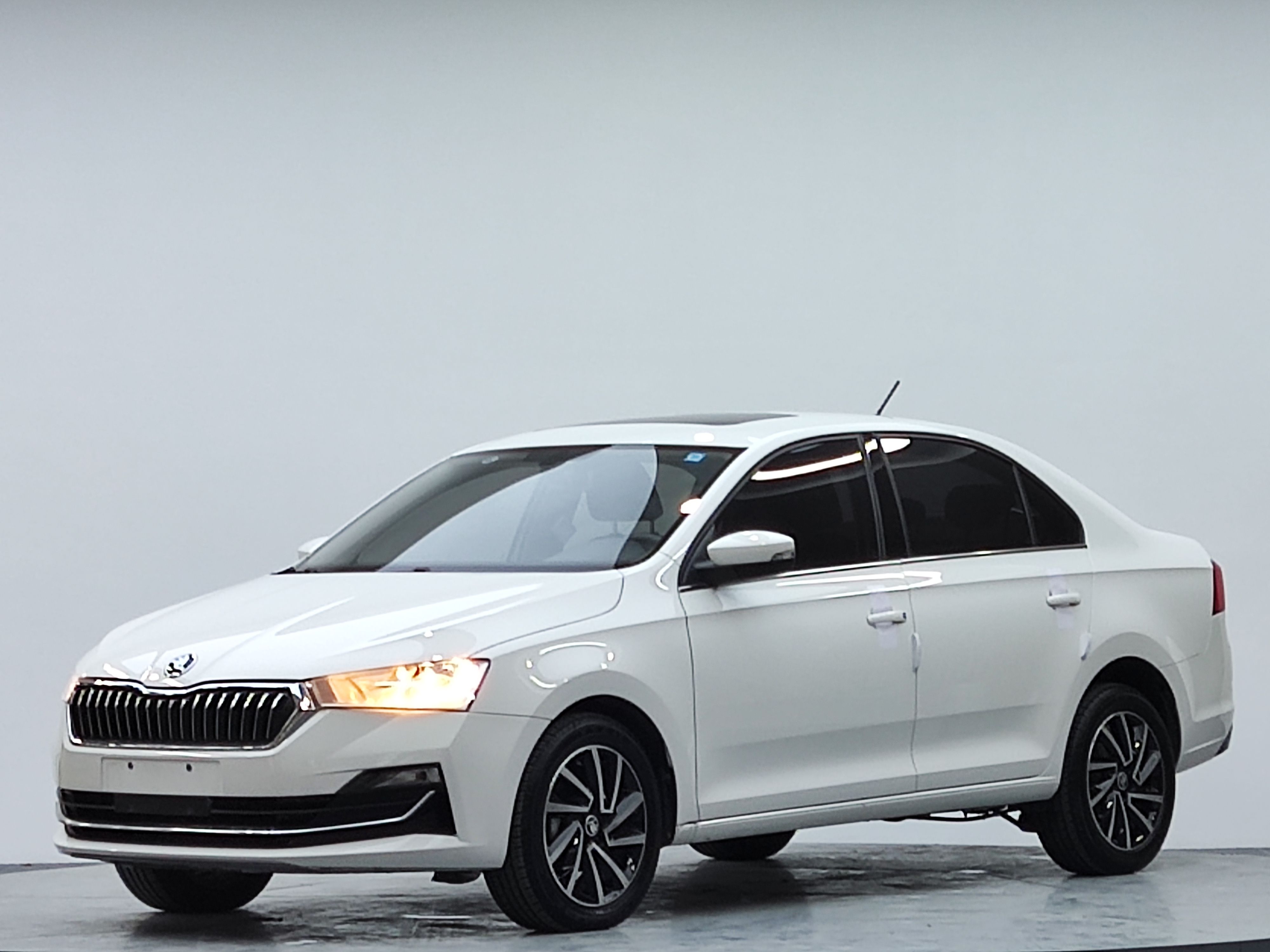 2022 Skoda Rapid 1.5L Automatic Comfort Edition (Zìdòng Shūxiǎng Bǎn)