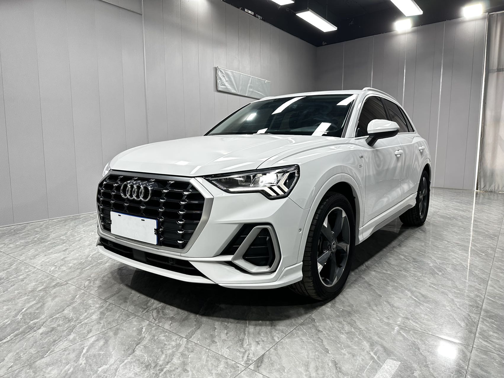 Audi Q3 2022 35 TFSI Fashion Sport (Shíshàng Yùndòng Xíng)