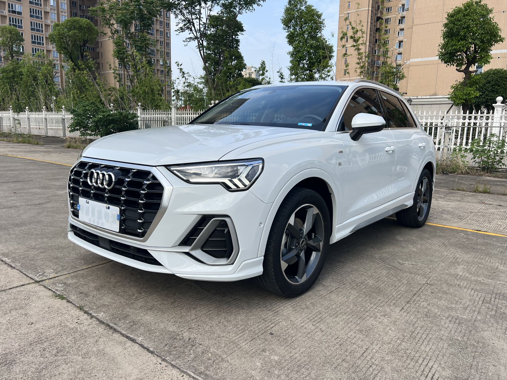 Audi Q3 2022 35 TFSI Fashion Elegant (Shíshàng Zhìyǎ Xíng)