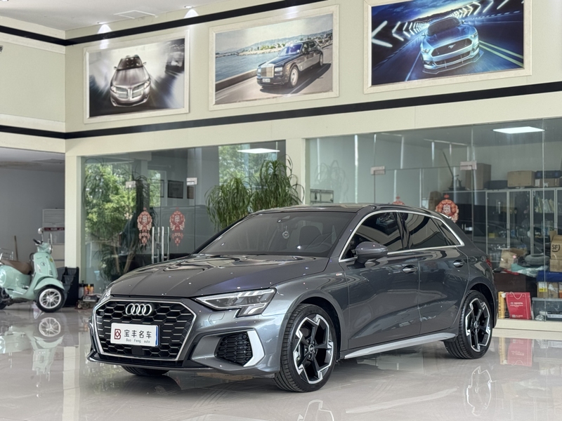 2023 Audi A3 Sportback 35 TFSI Luxury Sport (Háohuá Yùndòng Xíng)
