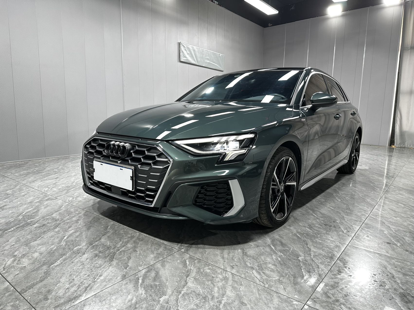 Audi A3 2022 Sportback 35 TFSI Fashion Sport (Shíshàng Yùndòng Xíng)