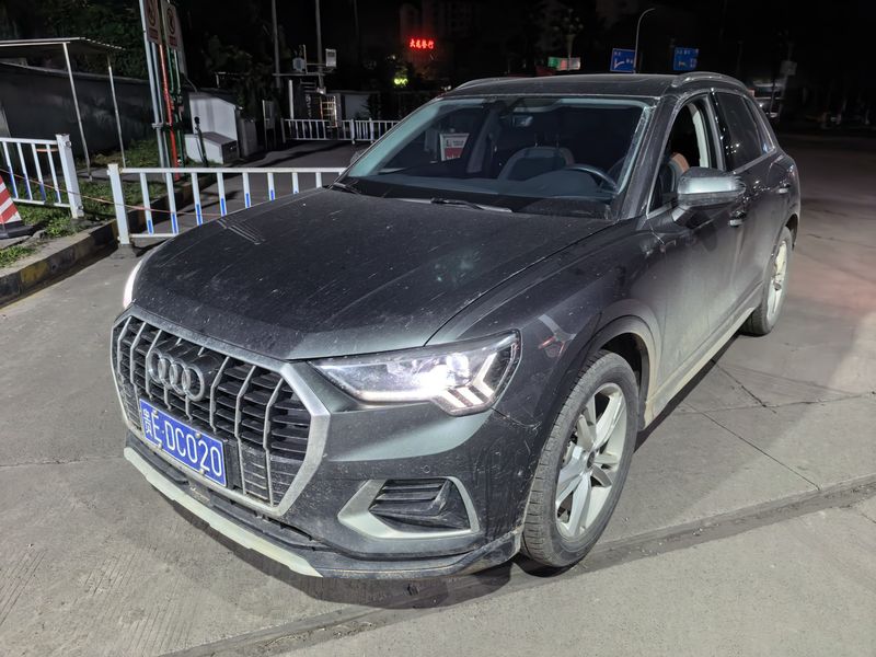 2023 Audi Q3 35 TFSI Fashion Elegant (1.4T) (Shíshàng Zhìyǎ Xíng)