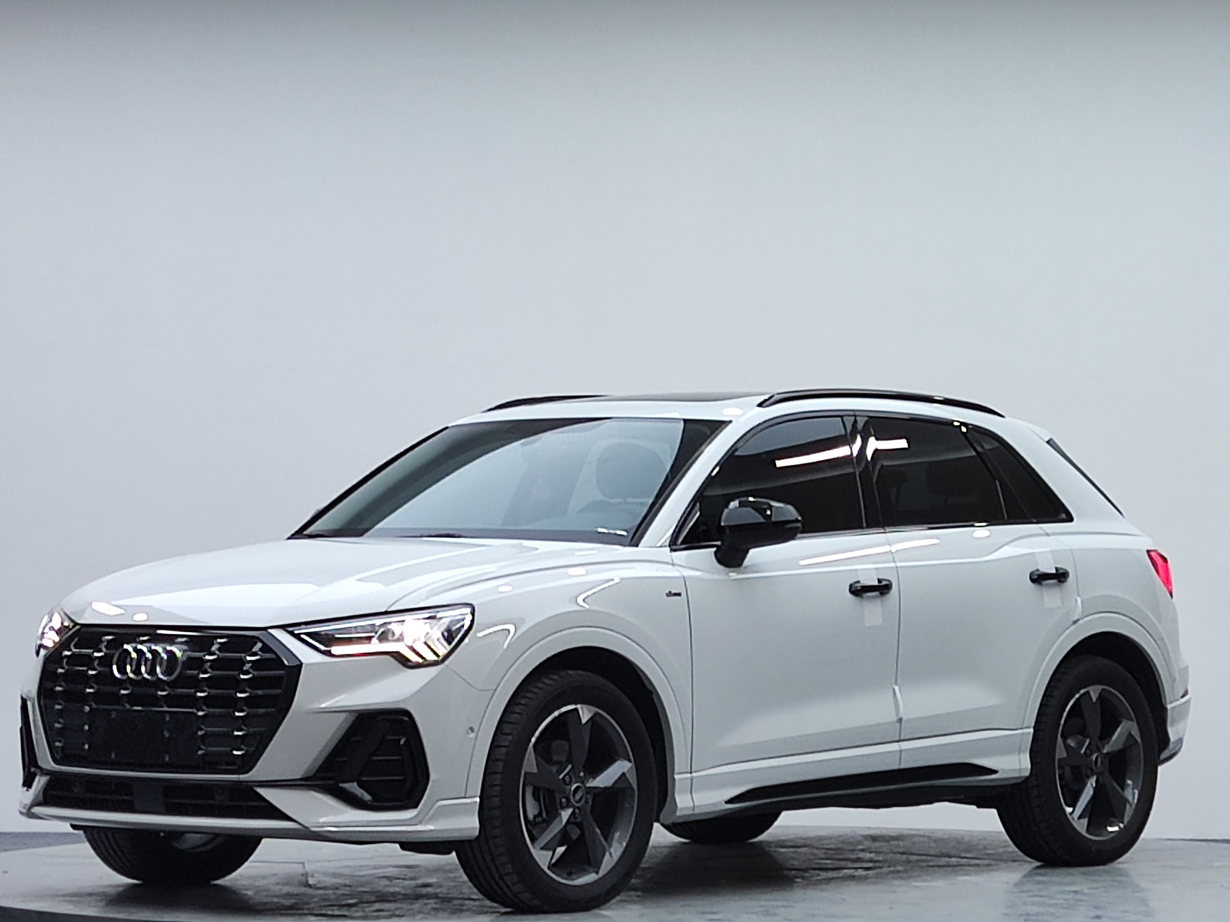 2023 Audi Q3 35 TFSI Fashion Sport (Shíshàng Yùndòng Xíng) (1.4T)