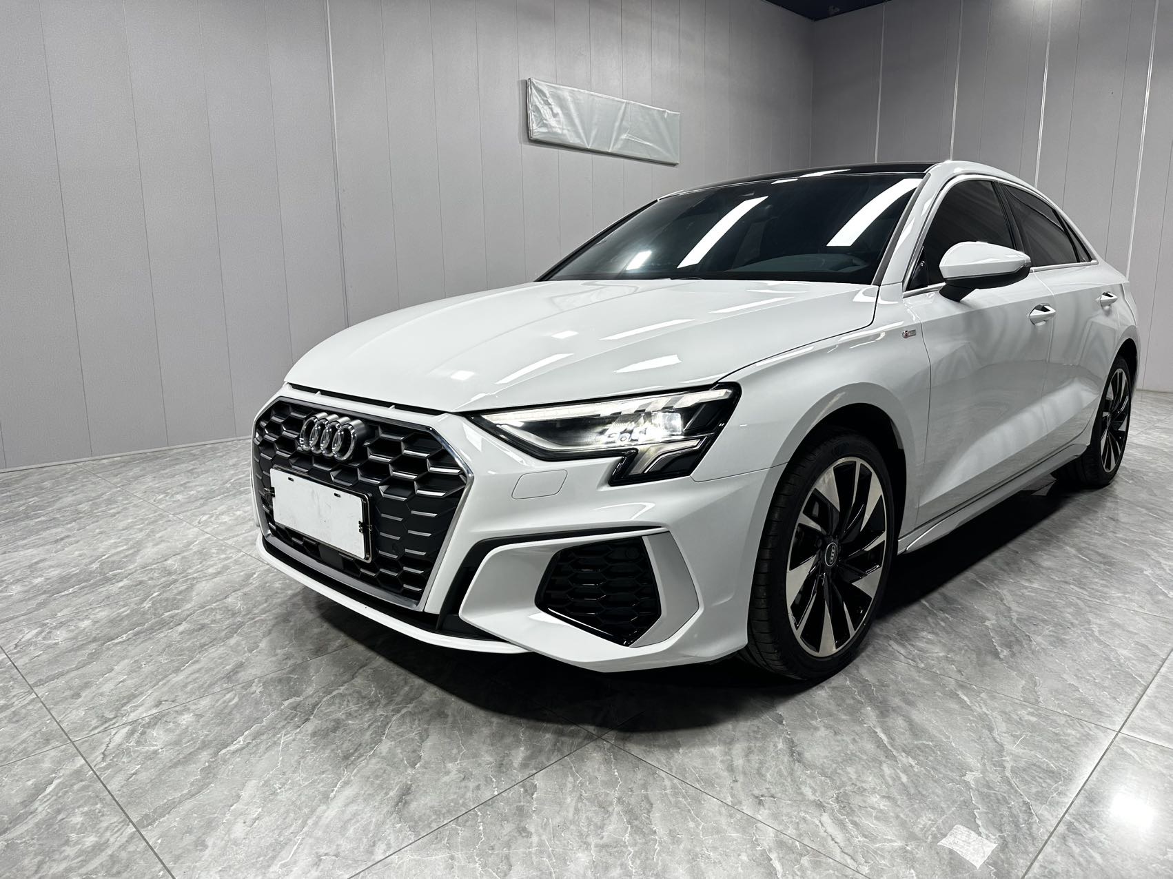 Audi A3 2023 Facelift A3L Limousine 35 TFSI Fashion Sport (Shíshàng Yùndòng Xíng)