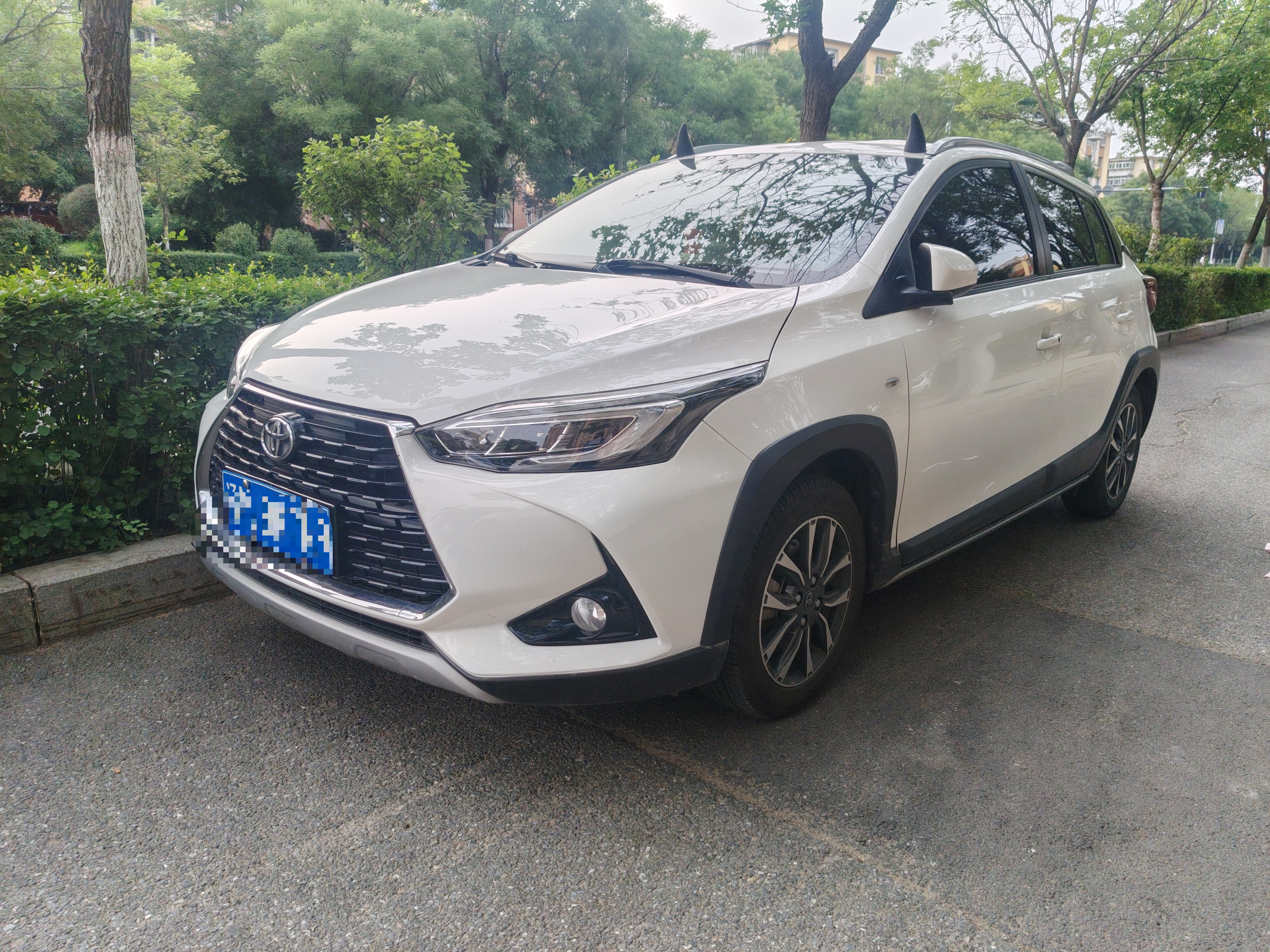 2022 Toyota YARiS L Zhixuan X 1.5L CVT Luxury PLUS (Zhìxuān X 1.5L CVT Háohuá PLUS Bǎn)