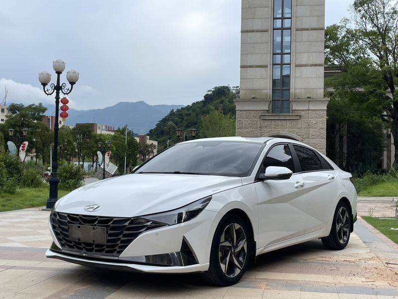 2022 Hyundai Elantra 1.5L CVT LUX Premium Edition (Zūnguì Bǎn)