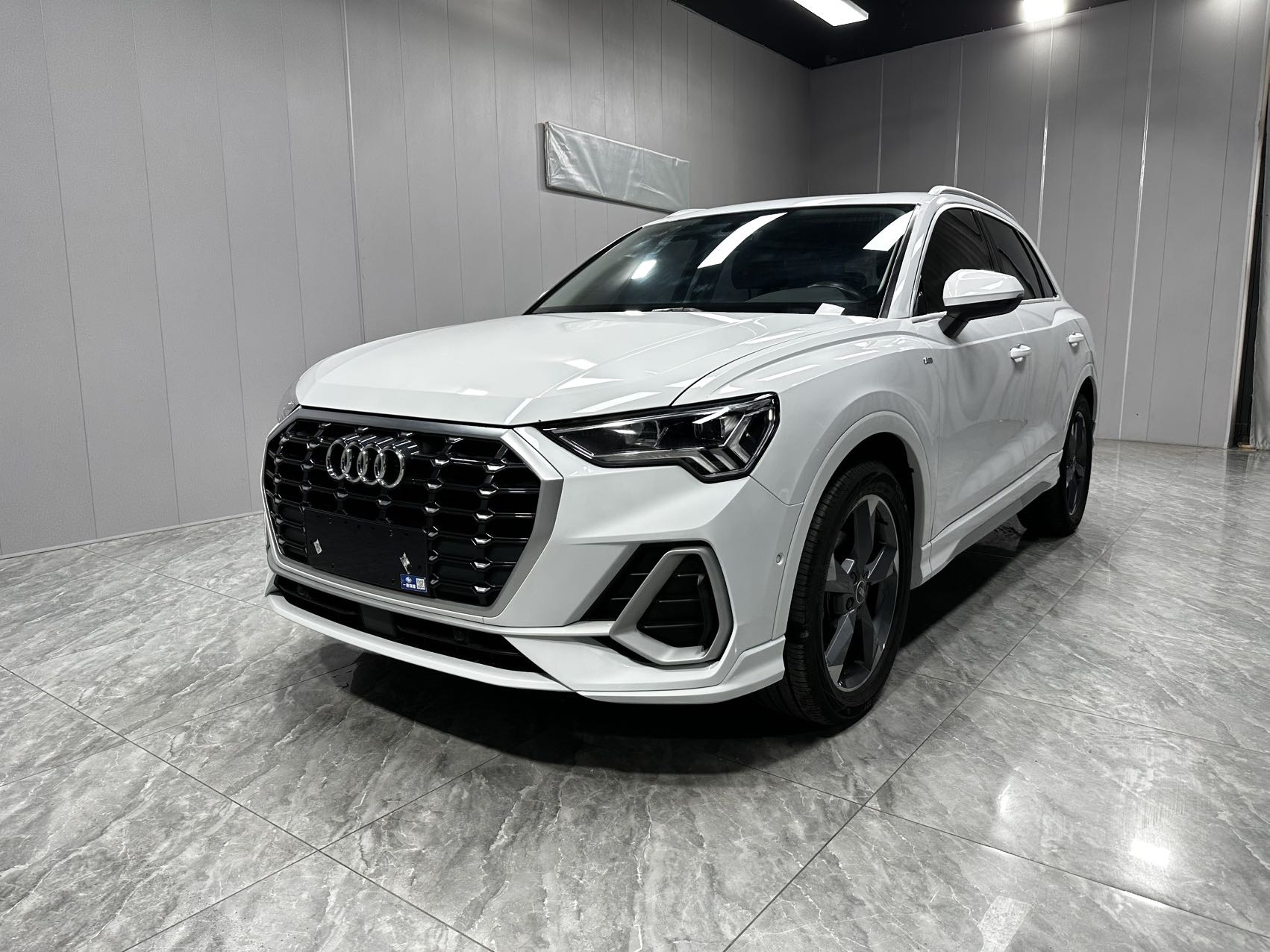 Audi Q3 2022 35 TFSI Fashion Sport (Shíshàng Dònggǎn Xíng)