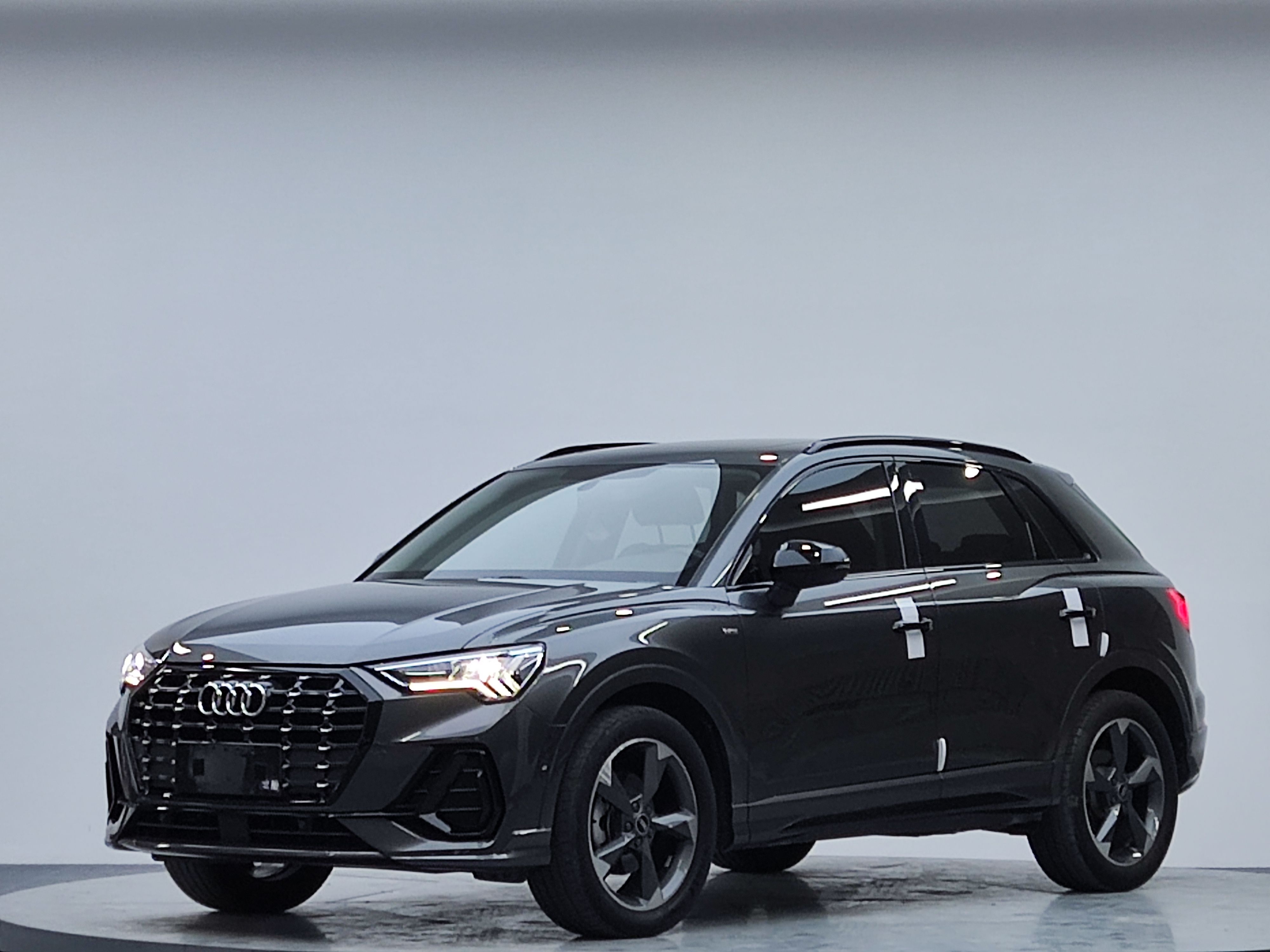 2023 Audi Q3 35 TFSI Fashion Sport (Shíshàng Yùndòng Xíng) (1.4T)