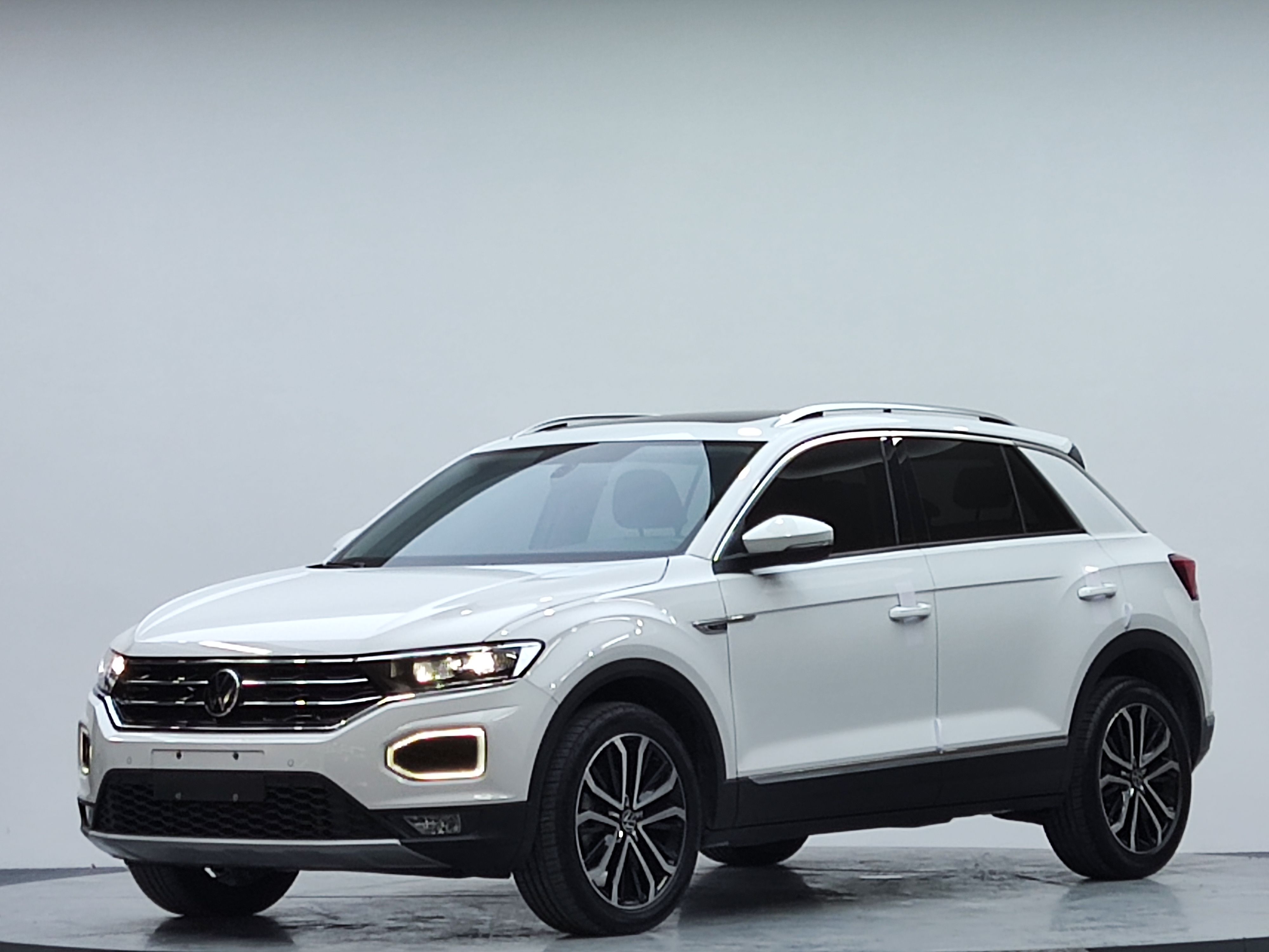 2022 Volkswagen T-ROC 280TSI DSG 2WD Comfort PLUS (Liǎng Qū Shūxiǎng PLUS)