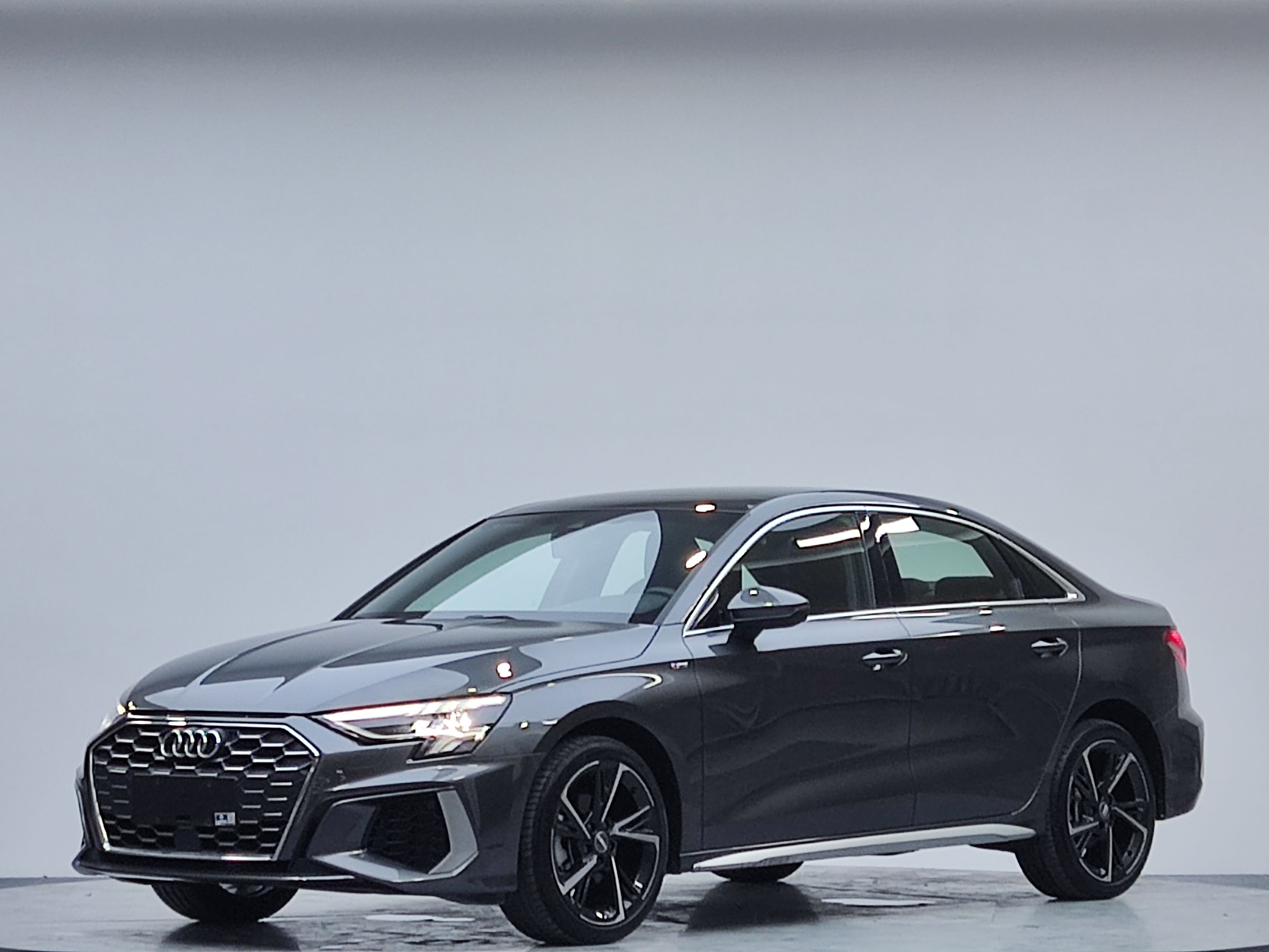 2022 Audi A3 A3L Limousine 35 TFSI Fashion Sport (Shíshàng Yùndòng Xíng)