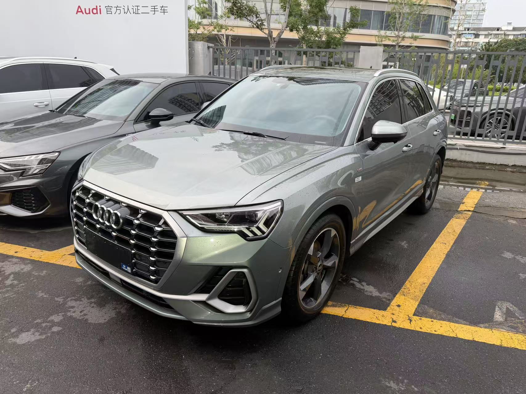 2022 Audi Q3 35 TFSI Fashion Dynamic (Shíshàng Dònggǎn Xíng) National VI