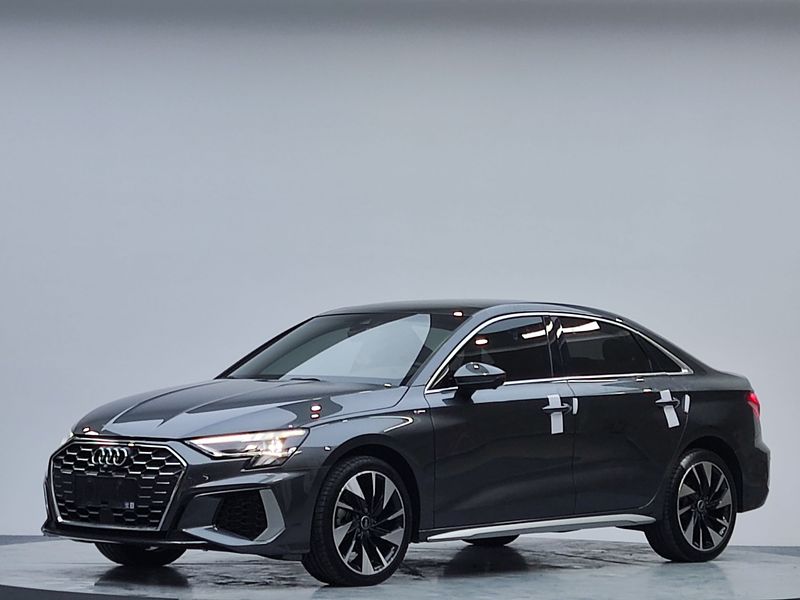 2022 Audi A3L Limousine 35 TFSI Fashion Sport (Shíshàng Yùndòng Xíng)