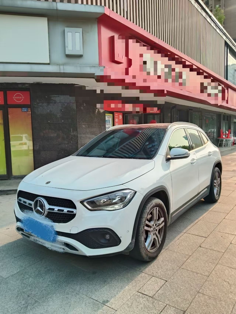 2020 Mercedes-Benz GLA 180