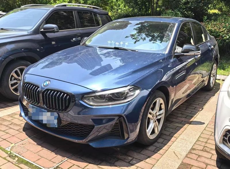 2022 BMW 1 Series 120i M Sport Night Edition (Yàoyè Bǎn)