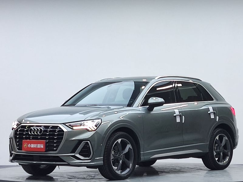 2022 Audi Q3 35 TFSI Fashion Sport (Shíshàng Dònggǎn Xíng)