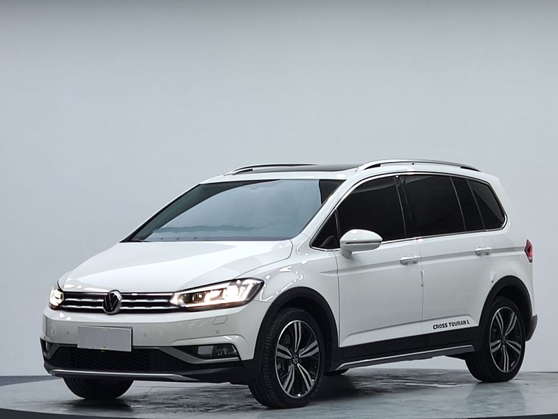 2021 Volkswagen Touran L 280TSI DSG Cross Edition 7-Seater (Tuòjiè Bǎn)