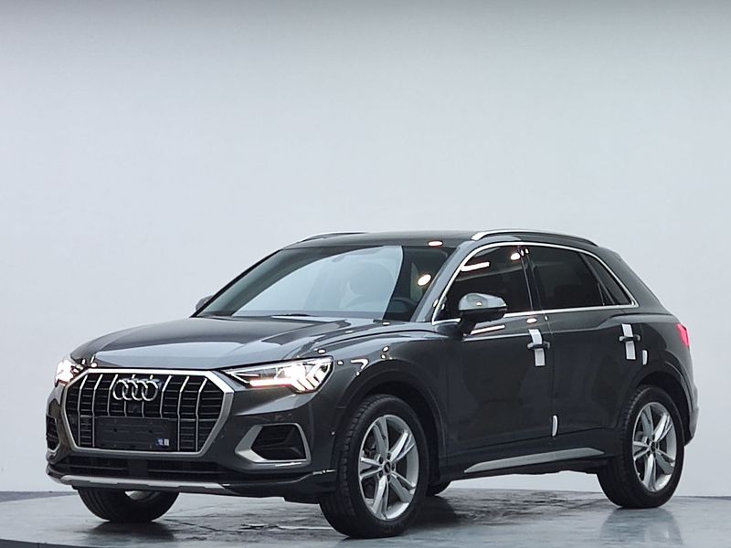 2023 Audi Q3 35 TFSI Fashion Elegant (1.4T) (Shíshàng Zhìyǎ Xíng)