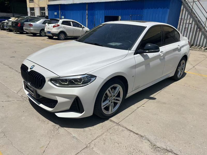 2023 BMW 1 Series 120i M Sport Night Edition (M Yùndòng Yàoyè Bǎn)