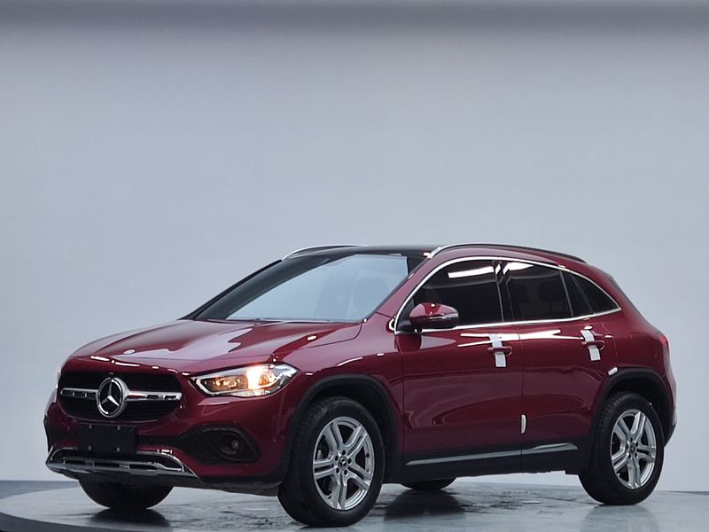 2022 Mercedes-Benz Restyling GLA 180