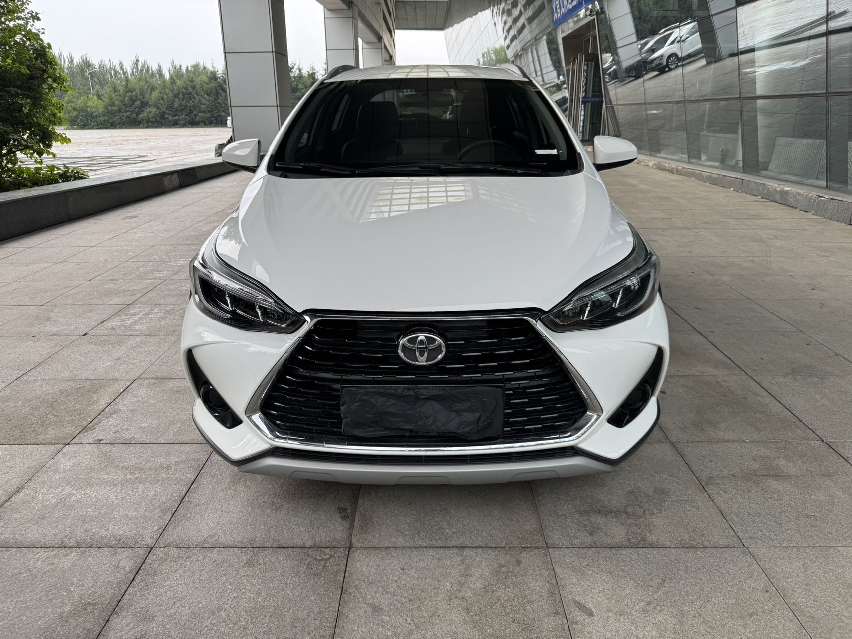 Toyota YARiS L Zhixuan 2021 Zhixuan X 1.5L CVT Luxury Edition (Háohuá Bǎn)