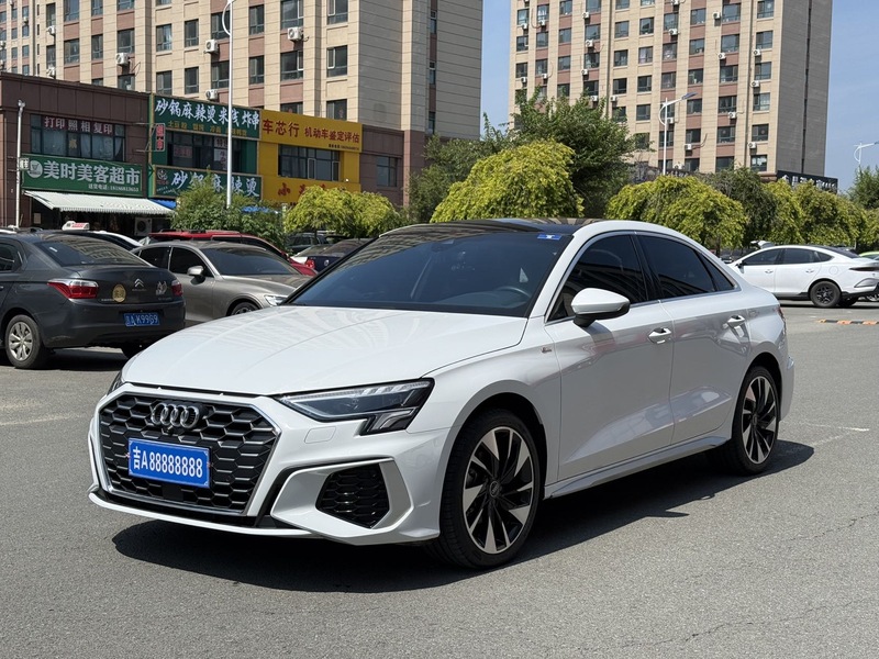2022 Audi A3L Limousine 35 TFSI Fashion Sport Type (Shíshàng Yùndòng Xíng)