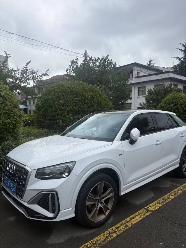 2022 Audi Q2L 35 TFSI Progressive Sport (Jìnqǔ Dònggǎn Xíng)