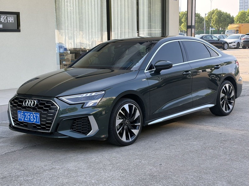2022 Audi A3 A3L Limousine 35 TFSI Fashion Sport Type (Shíshàng Yùndòng Xíng)
