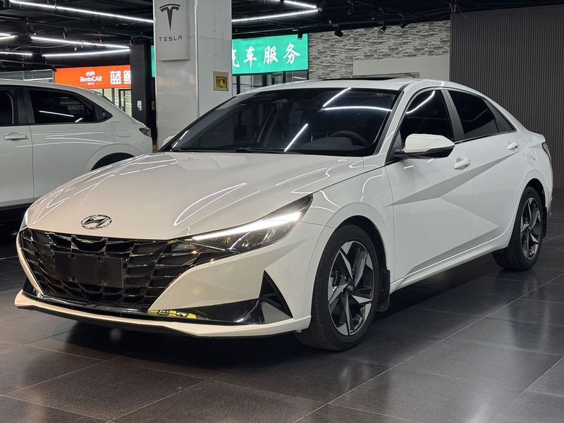 2022 Hyundai Elantra 1.5L CVT LUX Noble Edition (Zūnguì Bǎn)