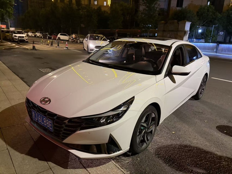 2021 Hyundai Elantra 1.5L CVT LUX Noble Edition (Zūnguì Bǎn)