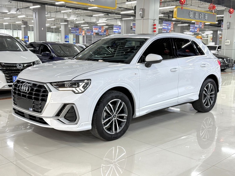 2022 Audi Q3 35 TFSI Progressive Sport (Jìnqǔ Dònggǎn Xíng)