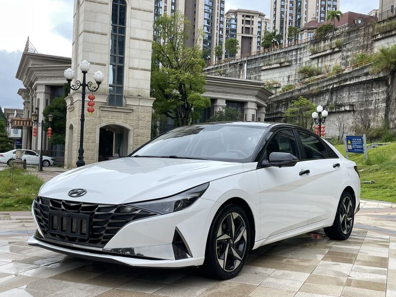 2022 Hyundai Elantra 1.5L CVT LUX Noble Edition (Zūnguì Bǎn)