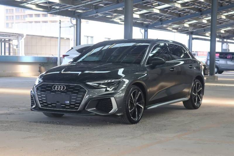 2023 Audi Restyling A3 Sportback 35 TFSI Fashion Sport (Shíshàng Yùndòng Xíng)
