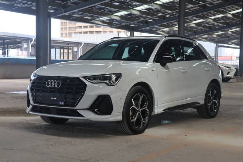 2022 Audi Q3 35 TFSI Fashion Sport (Shíshàng Dònggǎn Xíng)