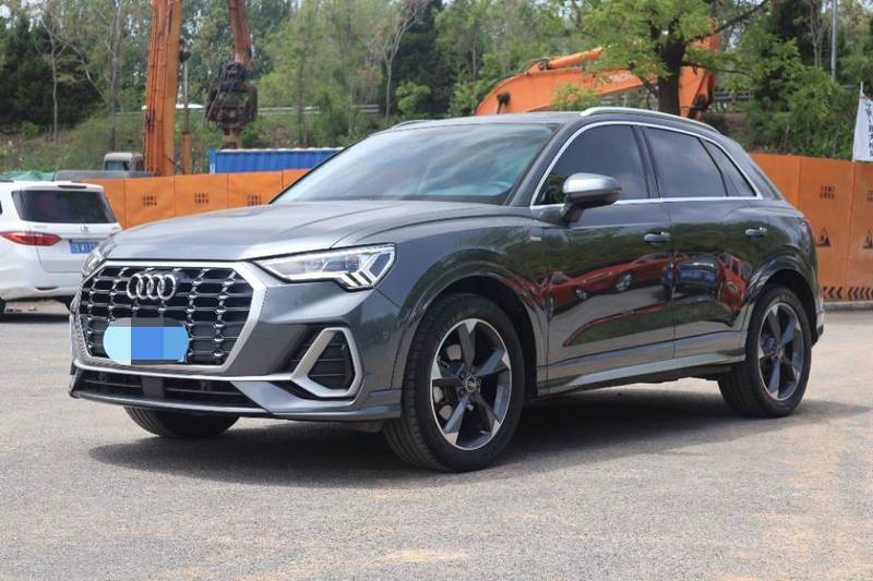 2022 Audi Q3 35 TFSI Fashion Sport (Shíshàng Yùndòng Xíng)