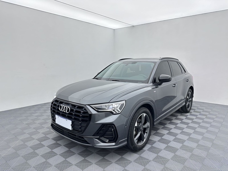 2022 Audi Q3 35 TFSI Fashion Sport (Shíshàng Dònggǎn Xíng)