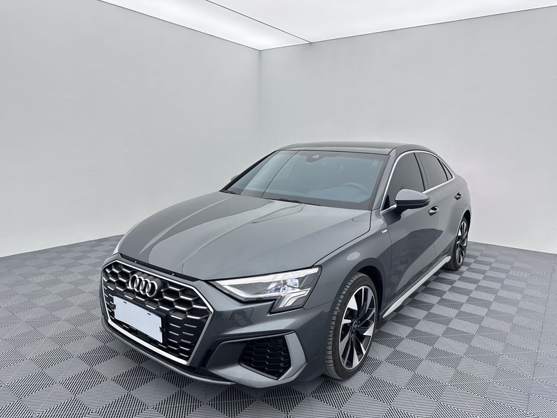 2022 Audi A3L Limousine 35 TFSI Fashion Sport (Shíshàng Yùndòng Xíng)