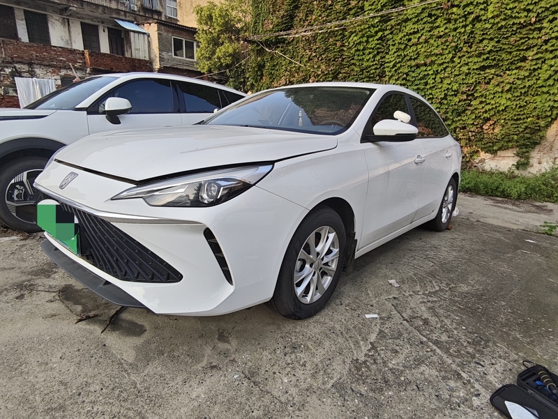 2023 Roewe i5 1.5L Manual Comfort Edition (Shūxiǎng Bǎn)