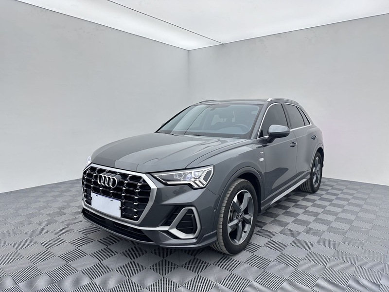 2023 Audi Q3 35 TFSI Fashion Sport (1.4T) (Shíshàng Dònggǎn Xíng)