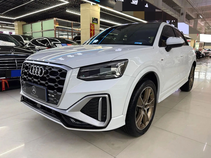 2022 Audi Q2L 35 TFSI Fashion Sport (Shíshàng Dònggǎn Xíng)