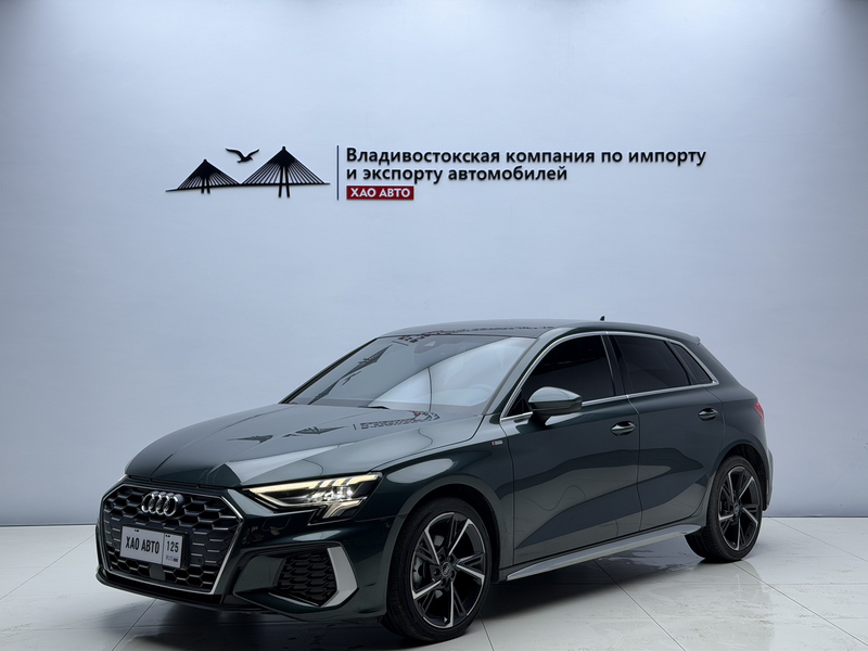2023 Audi Restyling A3 Sportback 35 TFSI Fashion Sport (Shíshàng Yùndòng Xíng)