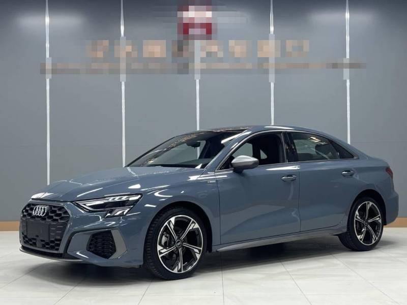 2022 Audi A3 A3L Limousine 35 TFSI RS Package Fast Burning Edition (RS Tàojiàn Ránsù Xíng)